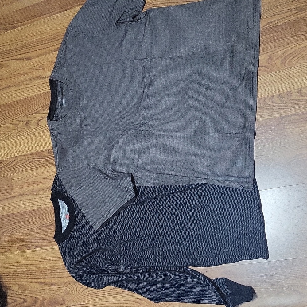 2 Mens XL shirt lot Van Heusen green Hanes Long-sleeved thermal long-john shirts